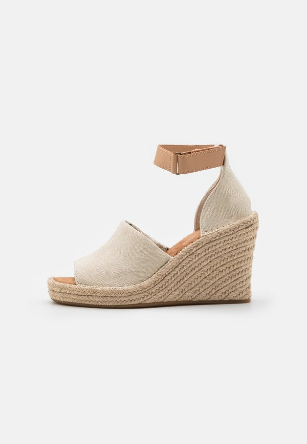 TOMS MARISOL