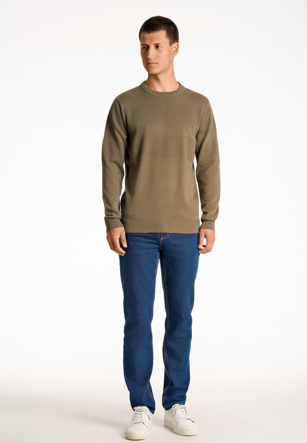 Lindbergh PURL O-NECK