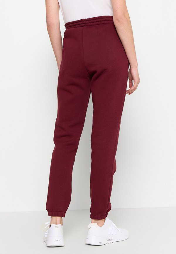 Casall LOOSE FIT