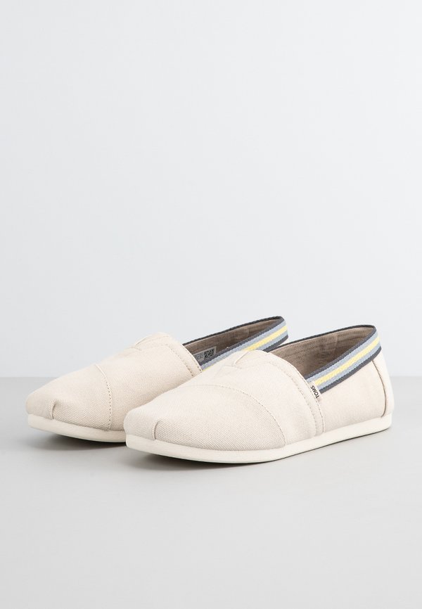 TOMS ALPARGATA