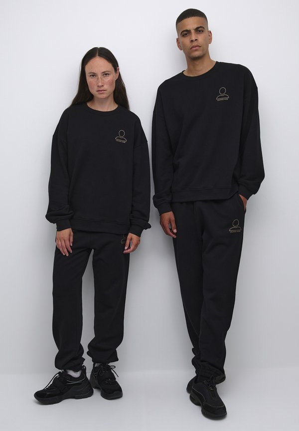 Lounge Nine QONDRADLN UNISEX