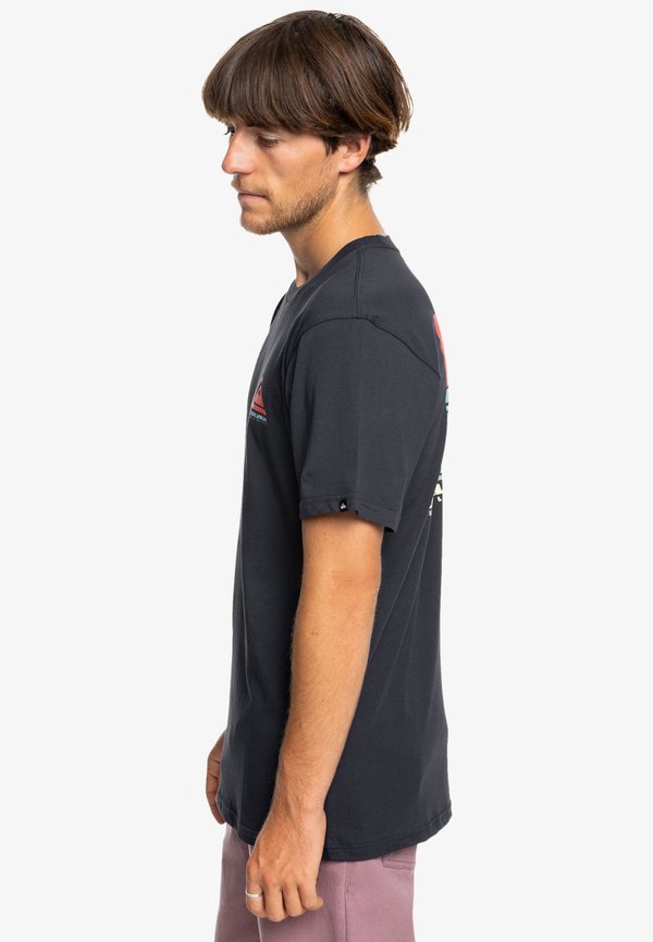 Quiksilver  EYE ON HORIZON