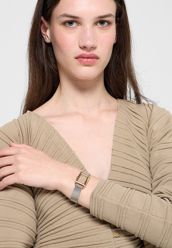 DKNY