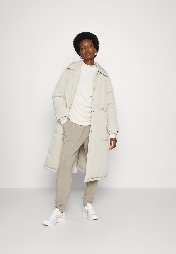 Lounge Nine KIRA PANT