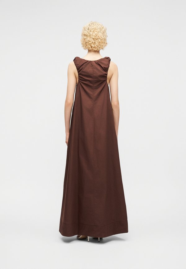 Topshop TSRUNI SL MAXI DRESS WVN
