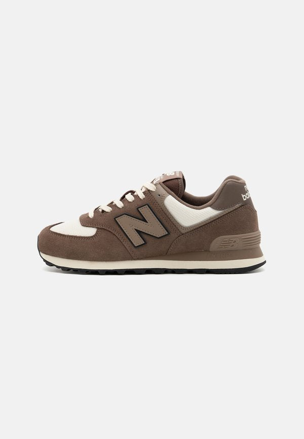 New Balance ML574 UNISEX - Trainers - brown/off white