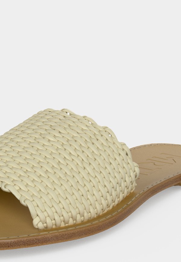 Souliers Martinez CESTA WOMAN