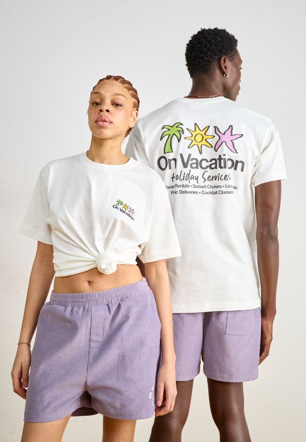 On Vacation HOLIDAY SERVICE UNISEX