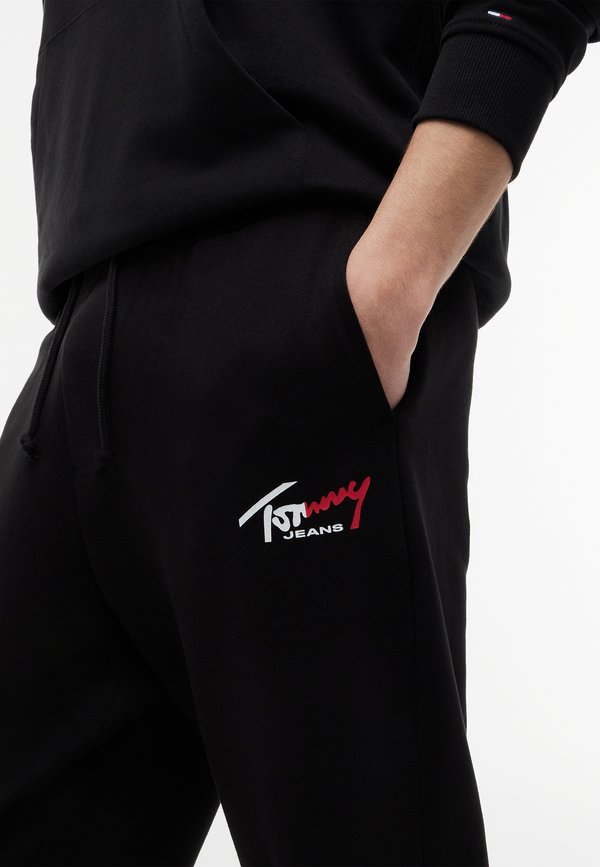 Tommy Jeans SIGNATURE