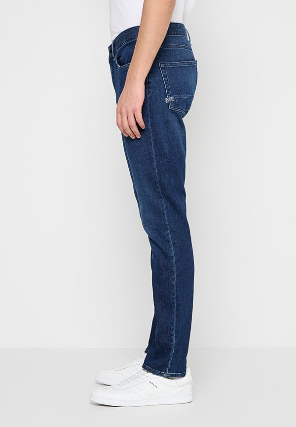 Denham RAZOR