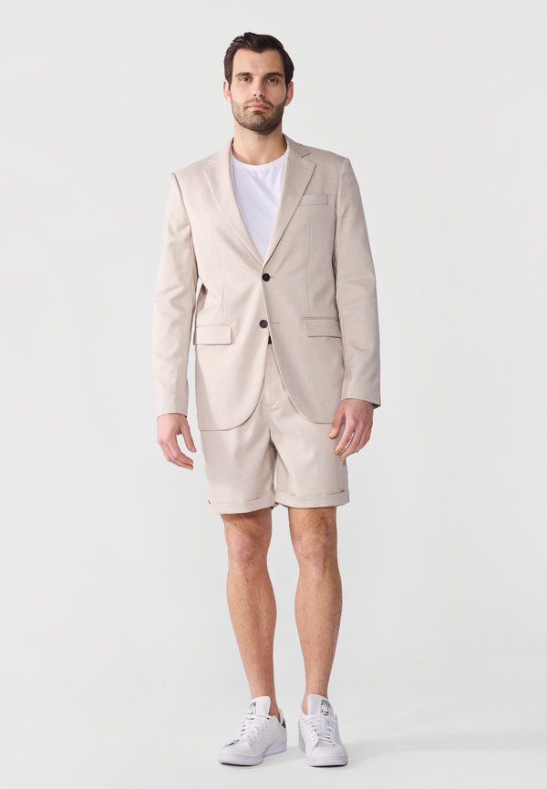 Pier One by Zalando BASIC SUIT W/ SHORTS
