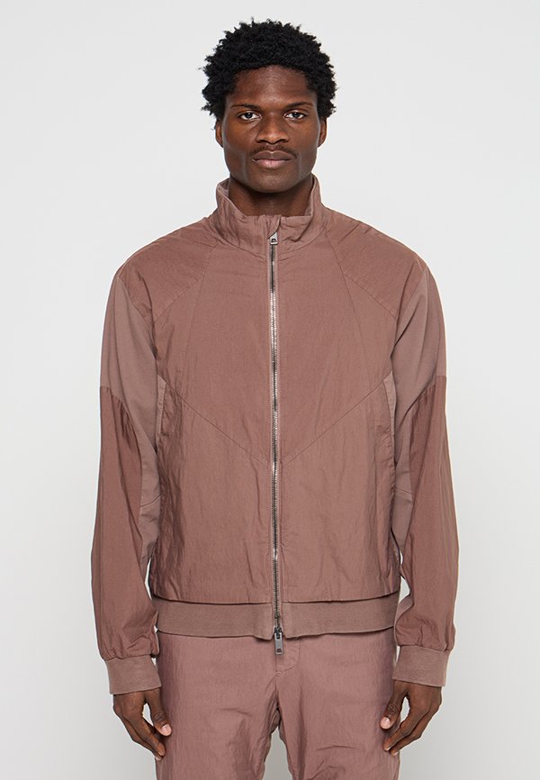 Nike Sportswear