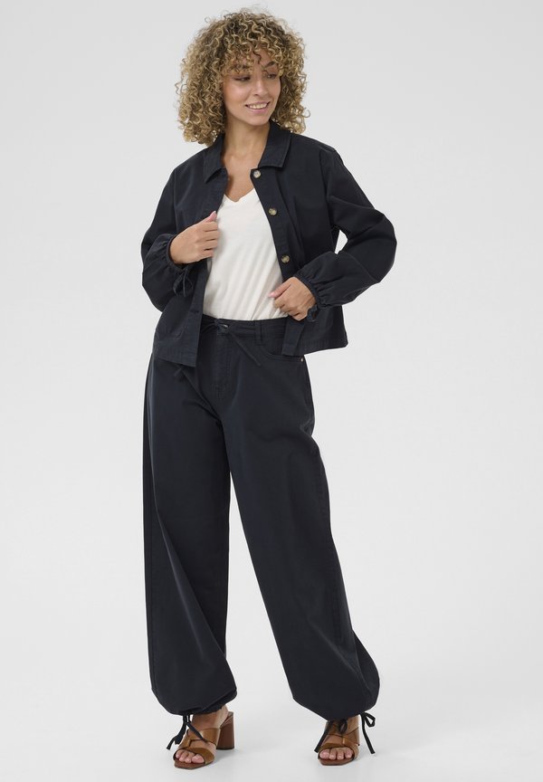 Cream CRBERTA LOOSE TWILL RELAXED FIT