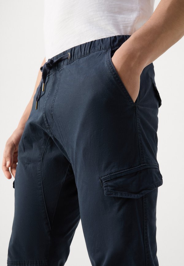 INDICODE JEANS LEVI