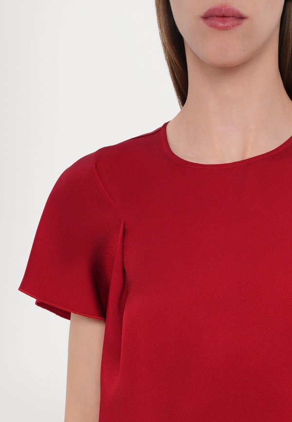 Victoria Beckham DRAPED PLEAT DETAIL