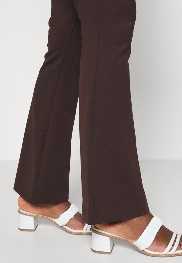 Vero Moda Curve VMLUCCA FLARED PANT
