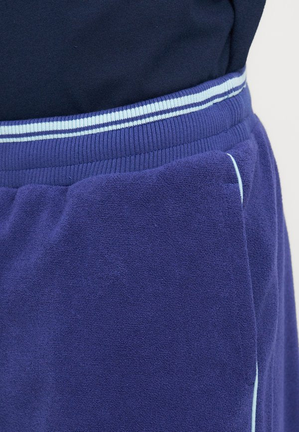 Ellesse SAGAT