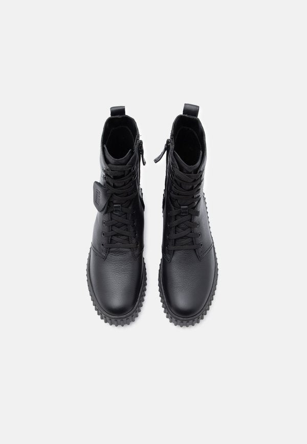Clarks TORHILL STYLE
