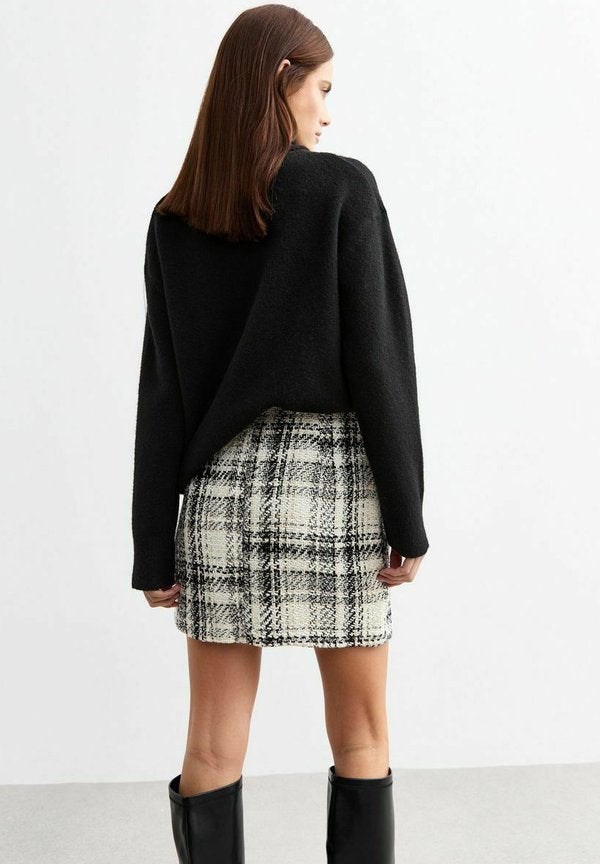New Look SLIT HEM BOUCL�
