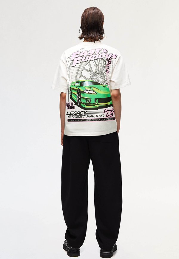 Bershka FAST FURIOUS - Print T-shirt - white