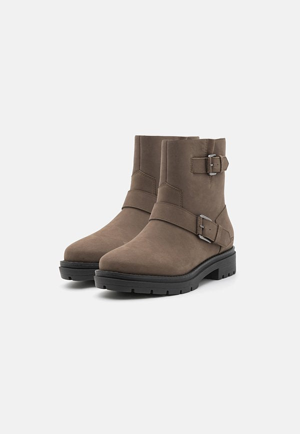 TOMS IONIE MOTO