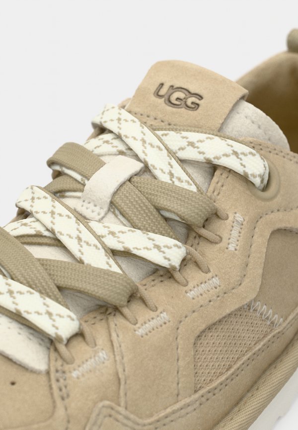 UGG MINIMEL