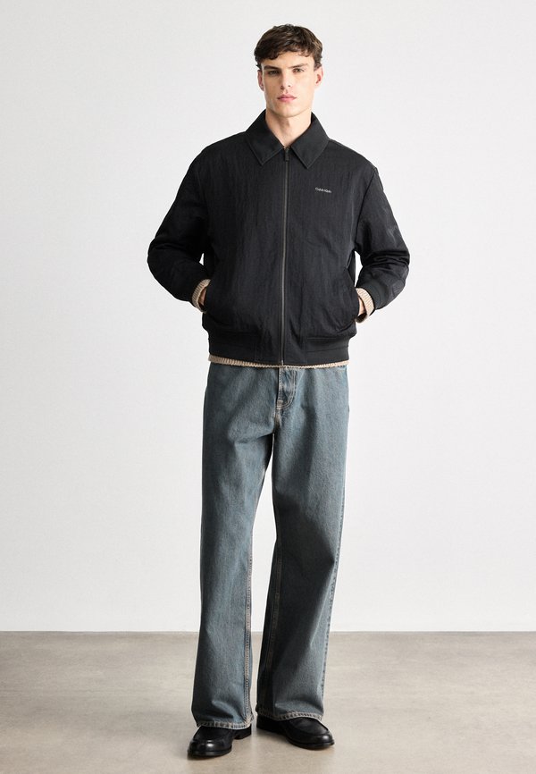 Calvin Klein COLLARED REVERSIBLE
