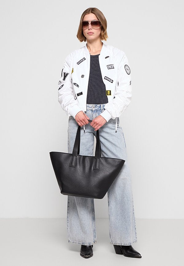 DKNY