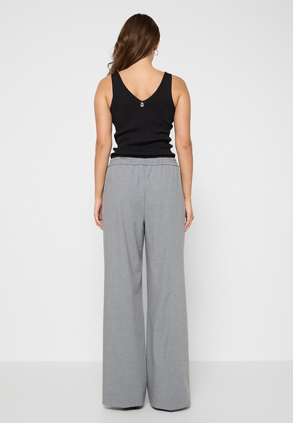 Twinset ACTITUDE