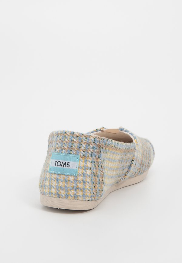 TOMS SKY