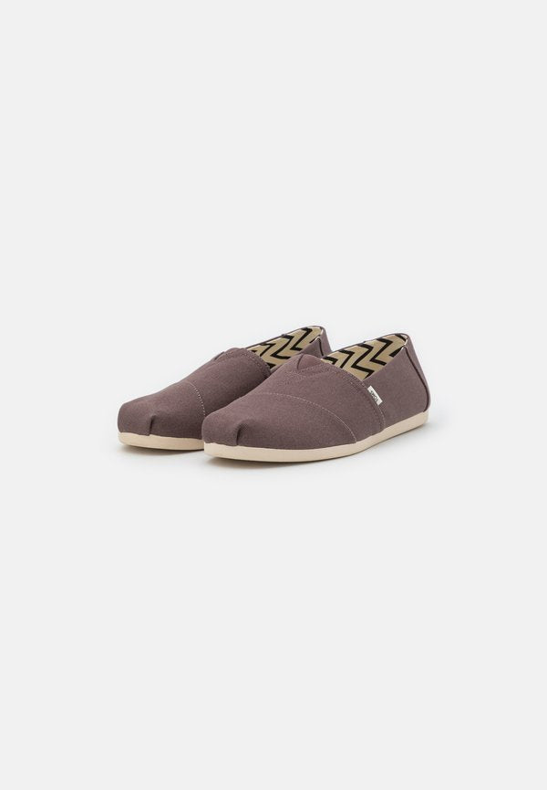 TOMS