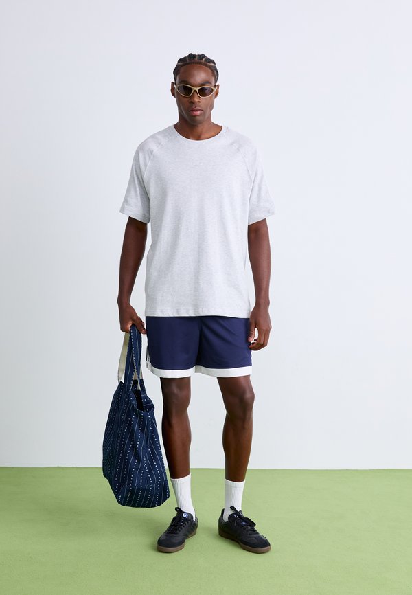 adidas Originals TEE