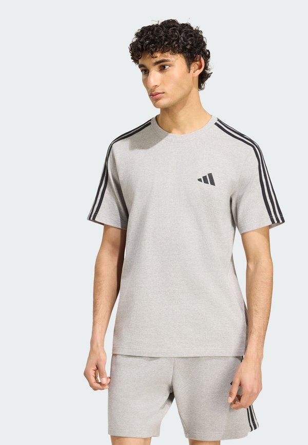 adidas Sportswear ESSENTIALS 3 STRIPES LEFT CHEST - Sports T-shirt - medium grey heather white