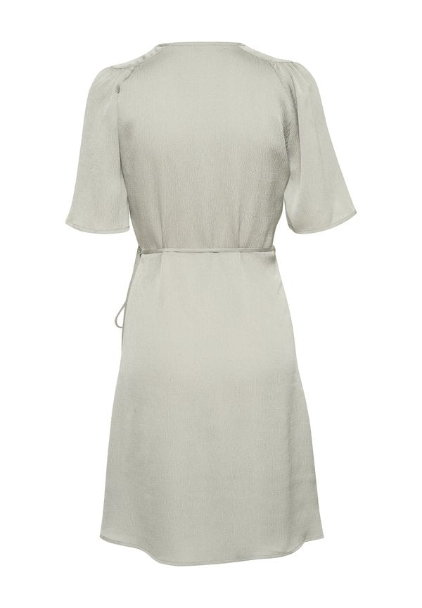 Soaked in Luxury IOANA WRAP