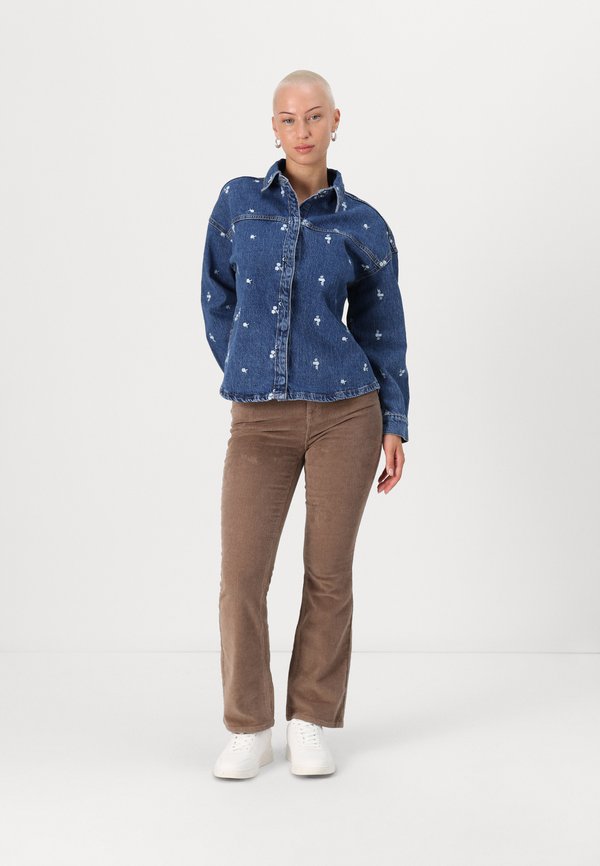 Vero Moda Petite VMHAYDEN OVERSIZED SHIRT