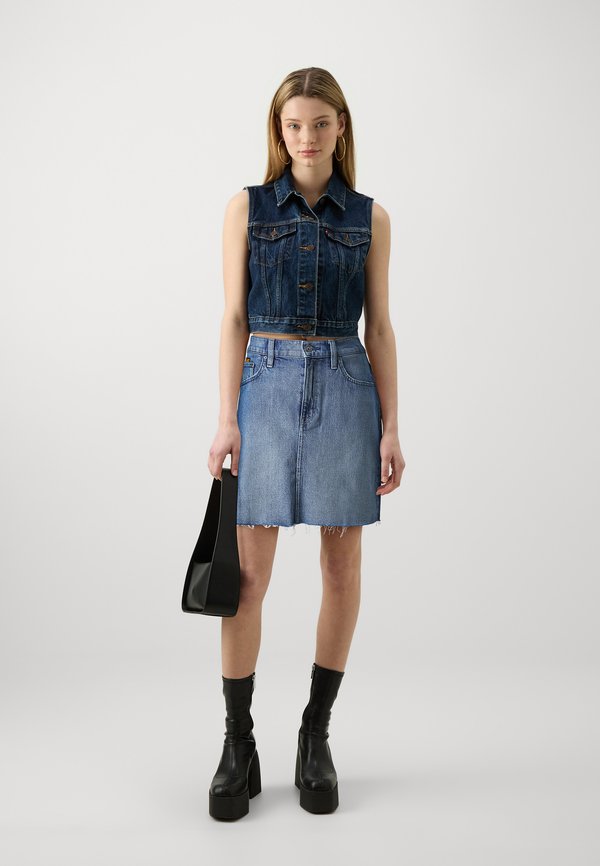 G-STAR VIKTORIA SHORT EDGE