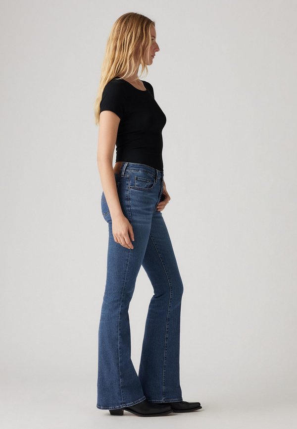 Levi's® 726® HIGH RISE FLARE
