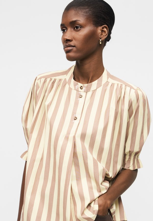 Stine Goya SOFT STRIPED EMBROIDERY SMOCKED GATHERED