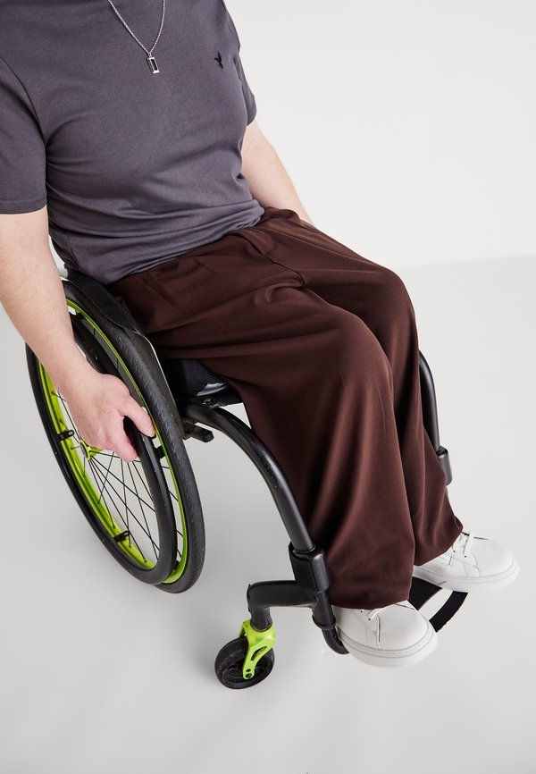 YOURTURN by Zalando ADAPTIVE EXTREME WIDE LEG TROUSERS