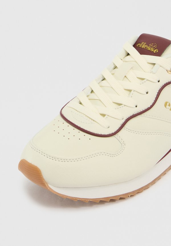 Ellesse