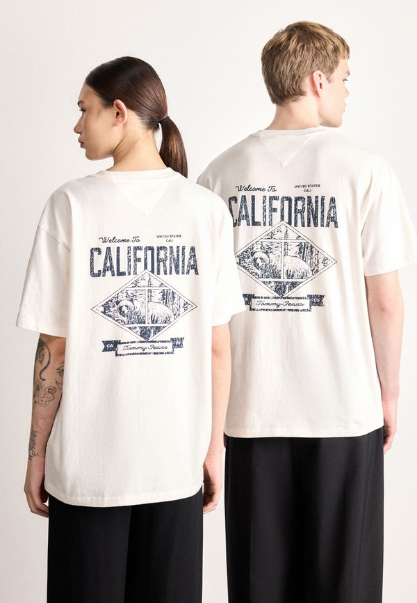 Tommy Jeans BACK SLOGAN TEXTURED RELAXED T-SHIRT