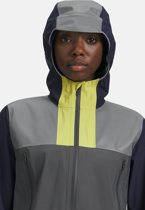 Under Armour HALO RUN