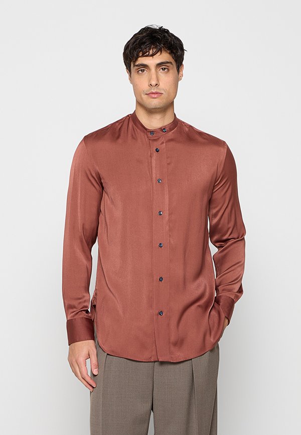 Emporio Armani SLIM FIT