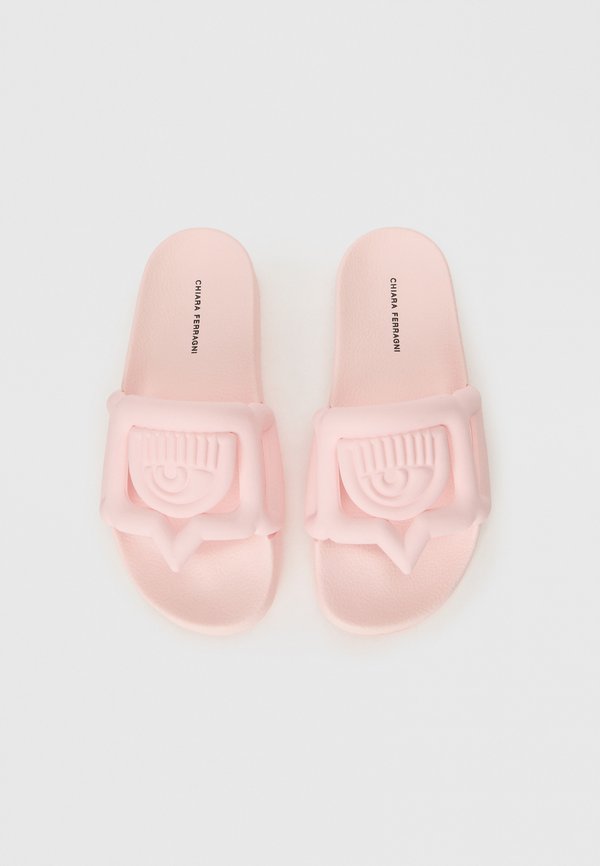 CHIARA FERRAGNI CARRY OVER