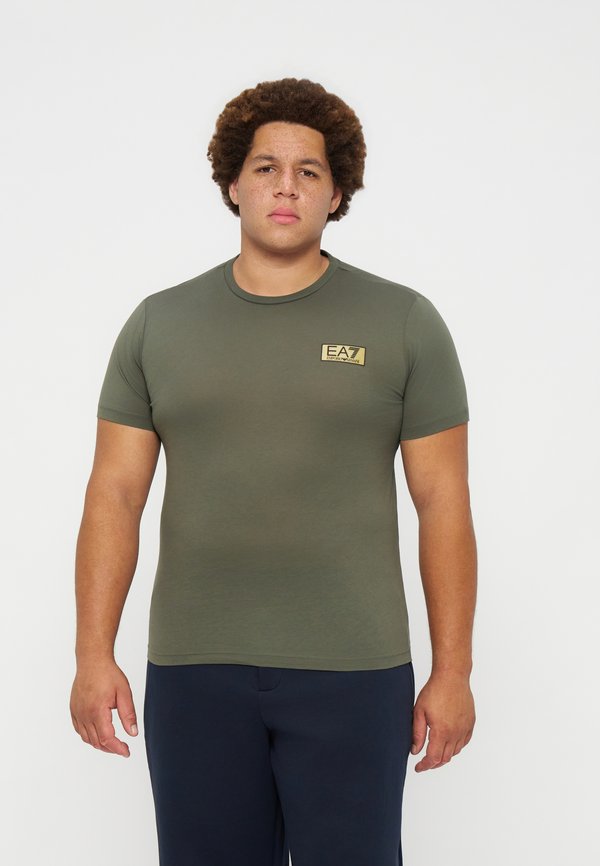EA7 Emporio Armani