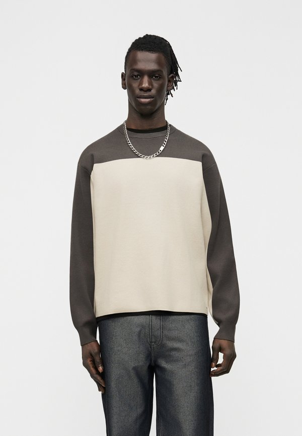 Calvin Klein COLORBLOCK TECH CREW SWEATER - Jumper - turbulence