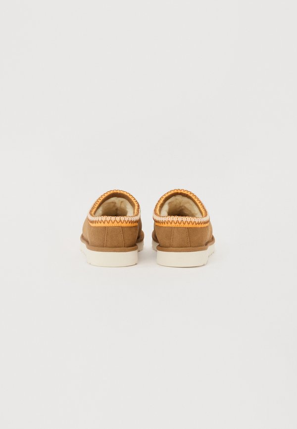 UGG TASMAN UNISEX