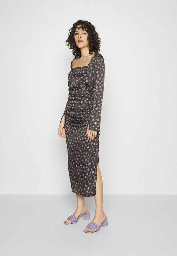 NA-KD RUCHING MIDI DRESS