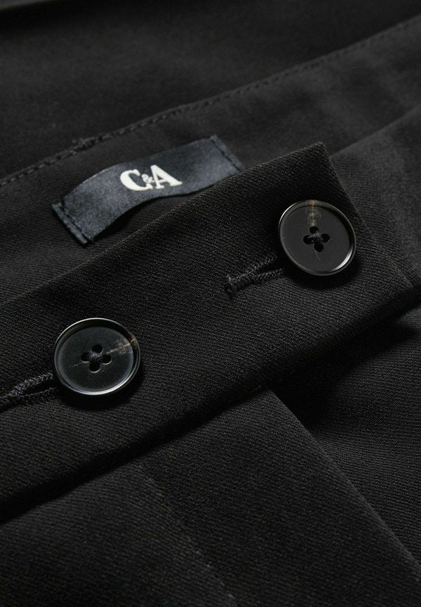 C&A BROEKEN