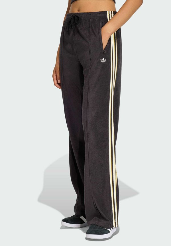adidas Originals Tracksuit bottoms - black